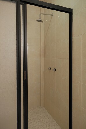 Towels, soap, shampoo, toilet paper - Hanna suite  (Catemaco)