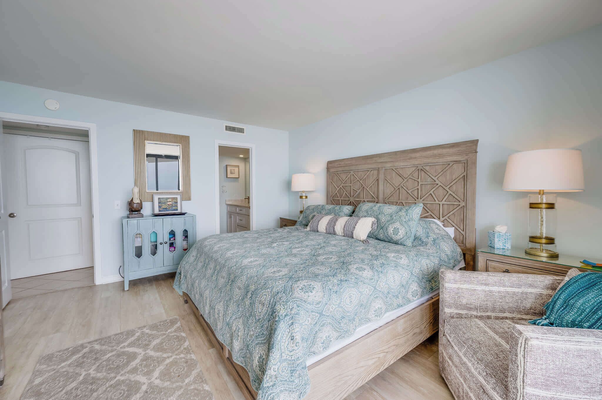 3 makuuhuonetta, silitysrauta/-lauta, Wi-Fi, vuodevaatteet