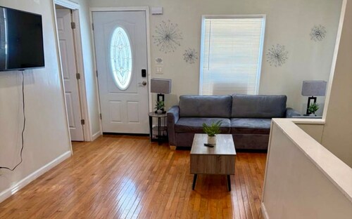 Montague Milford Area Comfort River Way House