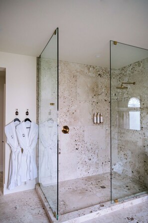 Family Suite, 2 Bedrooms | Bathroom | Shower, designer toiletries, hair dryer, bathrobes