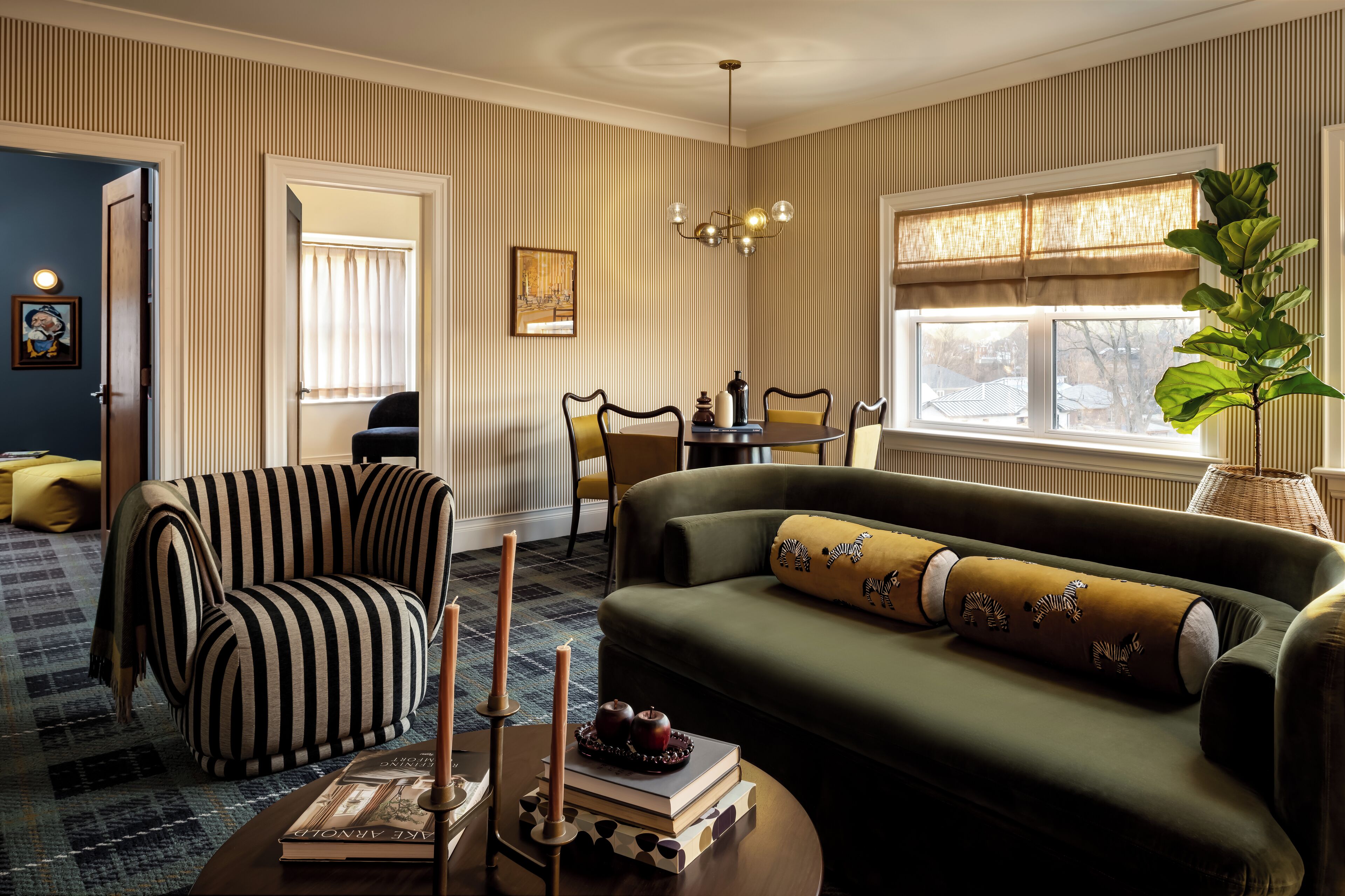 Luxury Suite | In-room safe, individually decorated, individually furnished