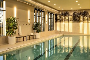 Indoor pool - Claramount Club (Picton)