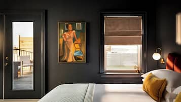 Caja de seguridad en la habitación y decoración personalizada