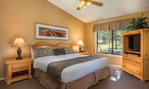 2 bedrooms, WiFi, bed sheets - 2-bedroom resort in Flagstaff, Arizona with mountain view (Flagstaff)