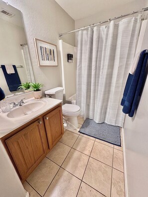 Hair dryer, towels, soap, toilet paper - new listing (Phoenix)