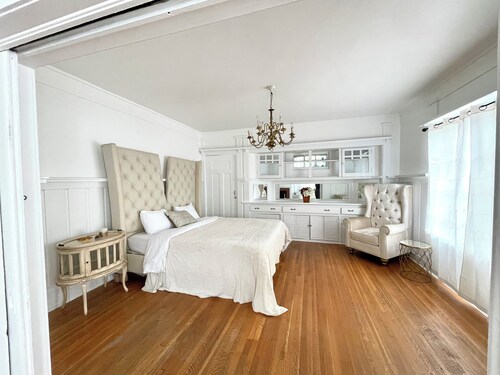 Terrific 5-bedroom house in Los Angeles perfect for families