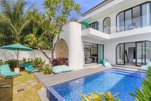 Pool - So Luxxe Villas in the heart of Canggu (Bali)