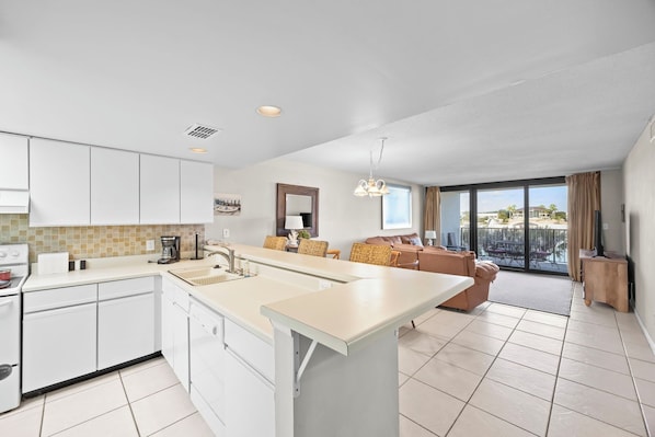 Interior - Wind Drift North 214 2BD, 2BA (Orange Beach)