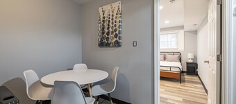 Nice Cozy Apartment 3-Beds Easy Parking