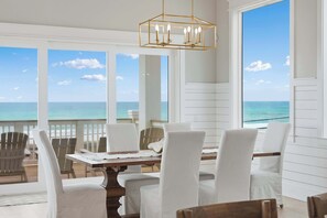 Dining - NEW Family LUX Laguna Haven - 6 Seater LSV - Bikes - Beachfront (Panama City Beach)
