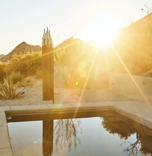 High Desert Luxury Retreat-Stars, Sunsets, Pool & Hot Tub near Pappy & Harriet’s