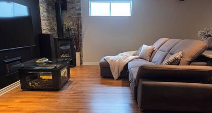 Relax after exploring the great city of Montreal and enjoy Poker Playground