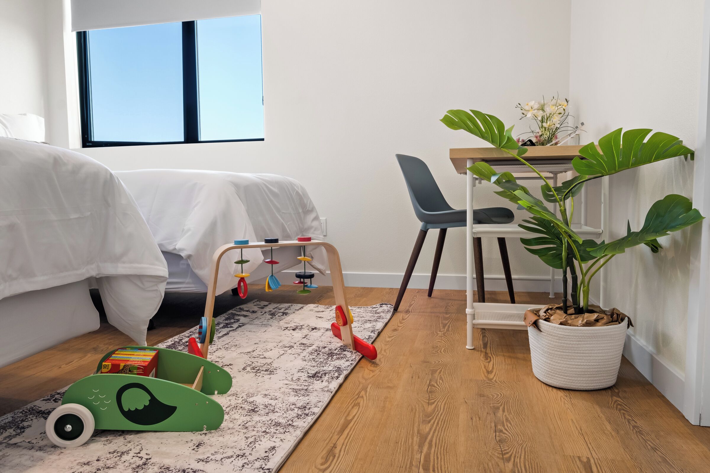 4 soveværelser, skrivebord, strygejern/strygebræt, weekendseng