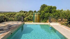 Pool - Beautiful home in Adamuz (Adamuz)