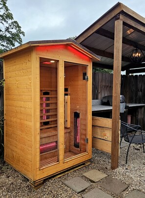 Infrared sauna