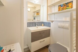 Haartrockner, Handtücher