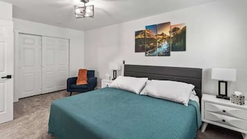 2 bedrooms, desk, iron/ironing board, WiFi