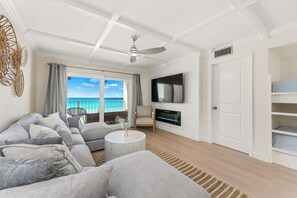 TV - Beachfront Condo- Pools, Hot Tubs & Balcony Views (Panama City Beach)