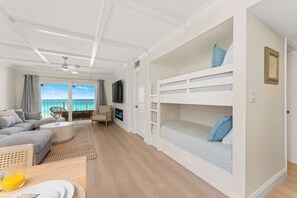 2 bedrooms, iron/ironing board, free WiFi, bed sheets - Beachfront Condo- Pools, Hot Tubs & Balcony Views (Panama City Beach)