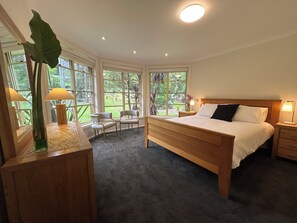 Internet, bed sheets