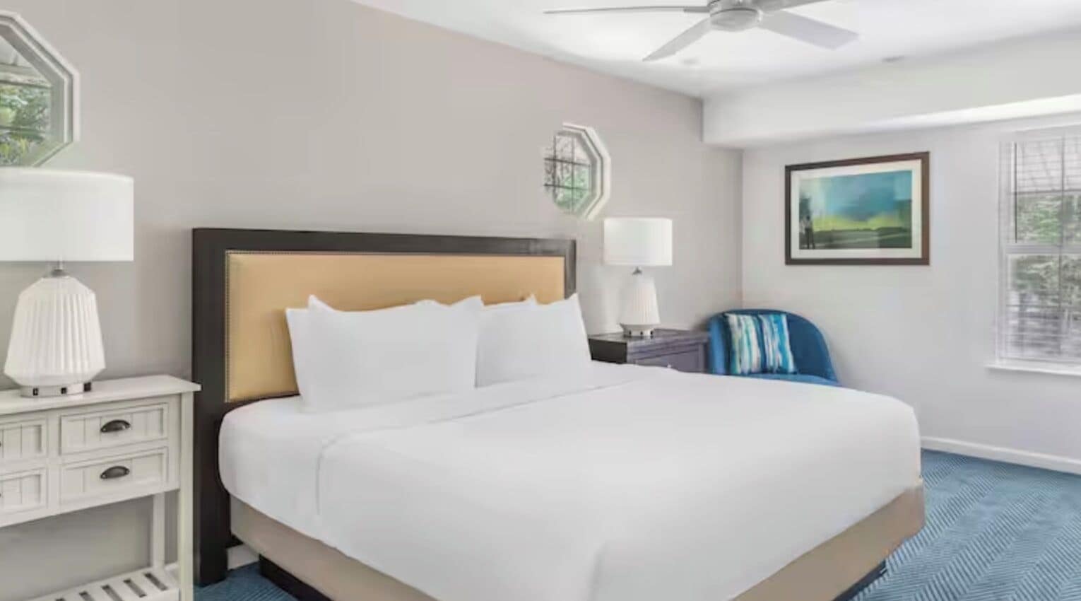 3 chambres, fer et planche à repasser, Wi-Fi gratuit, draps fournis