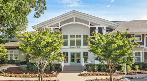 Relax in a 3-bedroom, 2-unit Beachwoods by Hilton resort in OBX Kitty Hawk, NC.