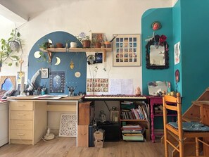 Interior - Cute 2/3 rooms in the historic center, including cat ;-) (Nice)