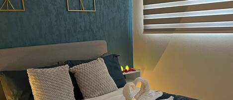 Internet, bed sheets