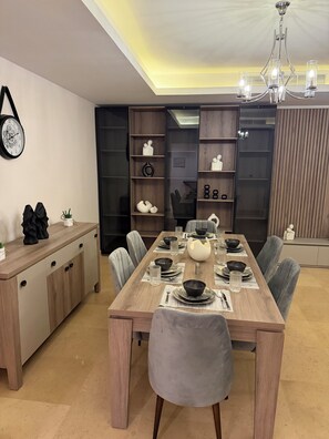 Dining - Charming 2BR In Cairo Festival City (Cairo Governorate)