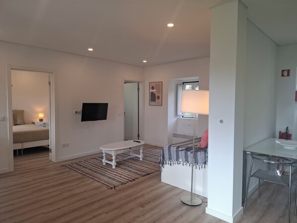 1 bedroom, iron/ironing board, free WiFi, bed sheets