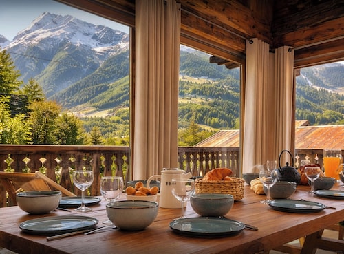 Chalet La Pommeraie - Chalet spacieux proche de Sainte-Foy - OVO Network