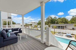 Property grounds - Luxurious 5BR Retreat with Pool! The Blue Palm (Murrells Inlet)