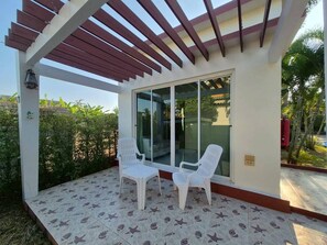 Signature Living Cottage | Terrace/patio - Sam roi yot Sea sight Resort (Sam Roi Yot)