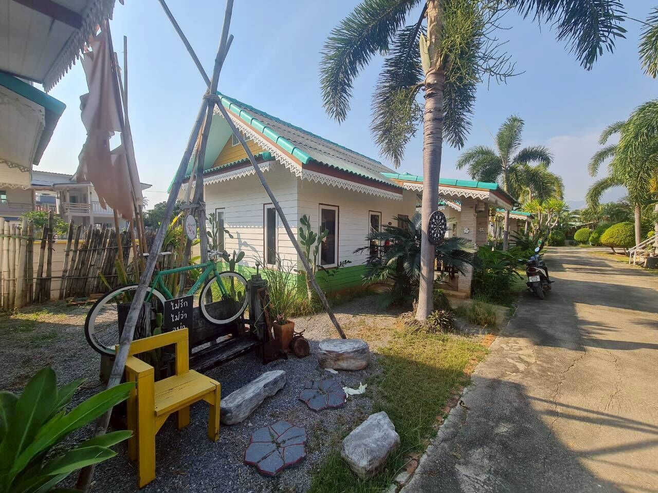 Comfort-mökki, parveke, näköala puutarhaan | Näkymä puutarhaan