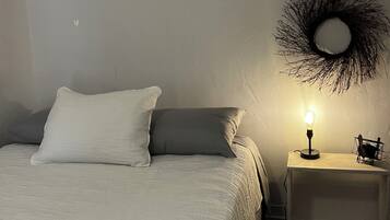 Fer et planche Ă repasser, Wi-Fi, draps fournis