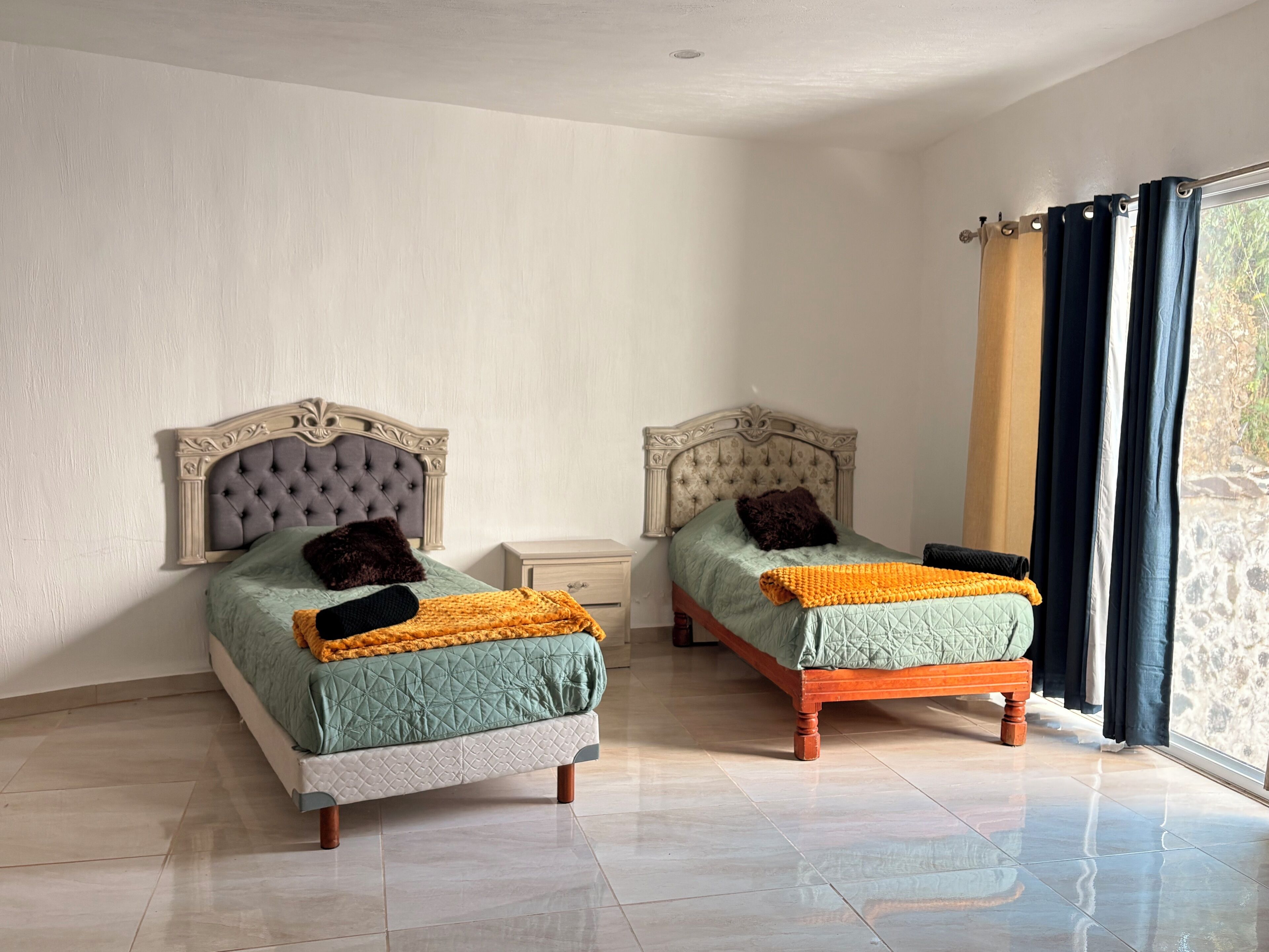 3 chambres, accès Internet, draps fournis