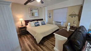 WiFi, bed sheets - Cozy 1-bedroom bungalow in gorgeous Sebring with AC and gym access (Sebring)