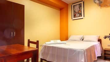 Double Room | Desk, free WiFi