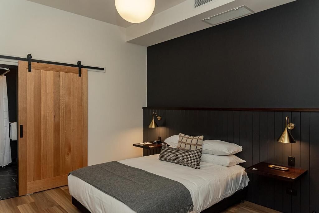 ตู้นิรภัยในห้องพัก, เตารีด/โต๊ะรีดผ้า, Wi-Fi ฟรี, ผ้าปูที่นอน