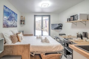 1 habitación y ropa de cama 