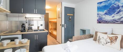 1 室のベッドルーム、ベッドシーツ