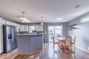Interior - Spacious 4-bedroom house in Lincoln (Lincoln)