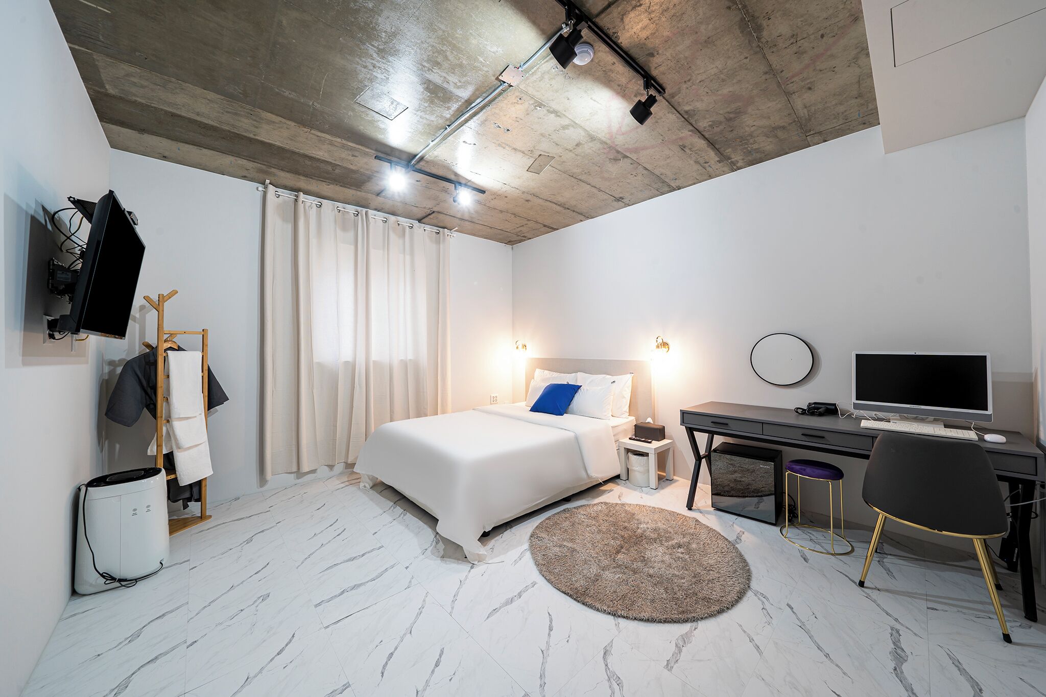 Phòng đôi Superior (Free Breakfast) | Bàn, truy cập Internet không dây miễn phí 