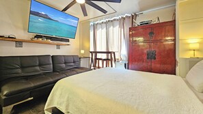 1 bedroom, desk, iron/ironing board, free WiFi -  Waikiki Grand Hotel® 716 ¦ Queen 7th Fl Studio-Suite w/Kitchen & Pool (Honolulu)