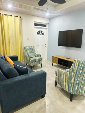 Smart TV - Modern St Lucia Apartment - Near Beaches & Castries Dining & Entertainment (Castries)