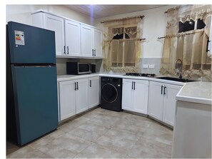 Private kitchen - Modern St Lucia Apartment - Near Beaches & Castries Dining & Entertainment (Castries)