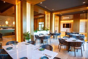Dining - Incredible Ocean view from a beautiful 2BR Condo (Progreso)