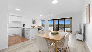 Dining - Sunrise Cove 21 - Creekfront on Cudgen Creek (Kingscliff)