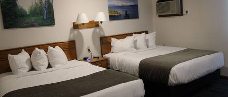 Standard Double Room | Desk, free WiFi
