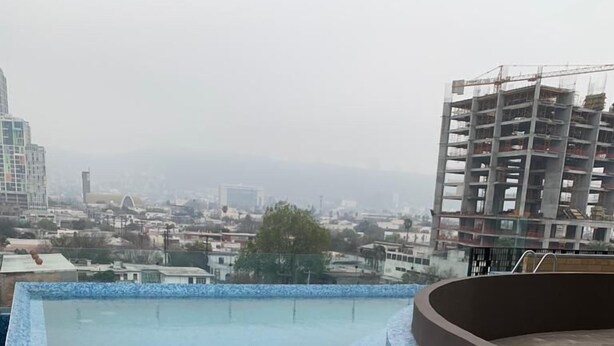 屋外プール